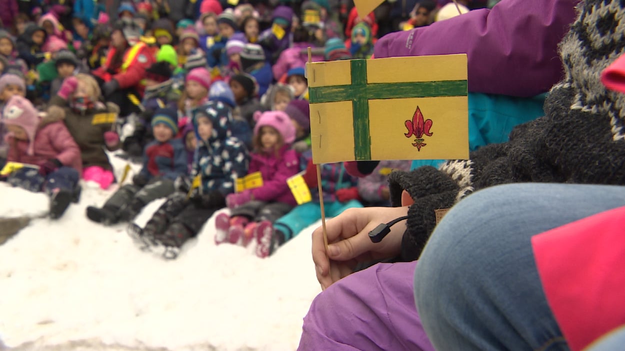 Moins de 2 % des nouveaux résidents permanents en Saskatchewan parlent français