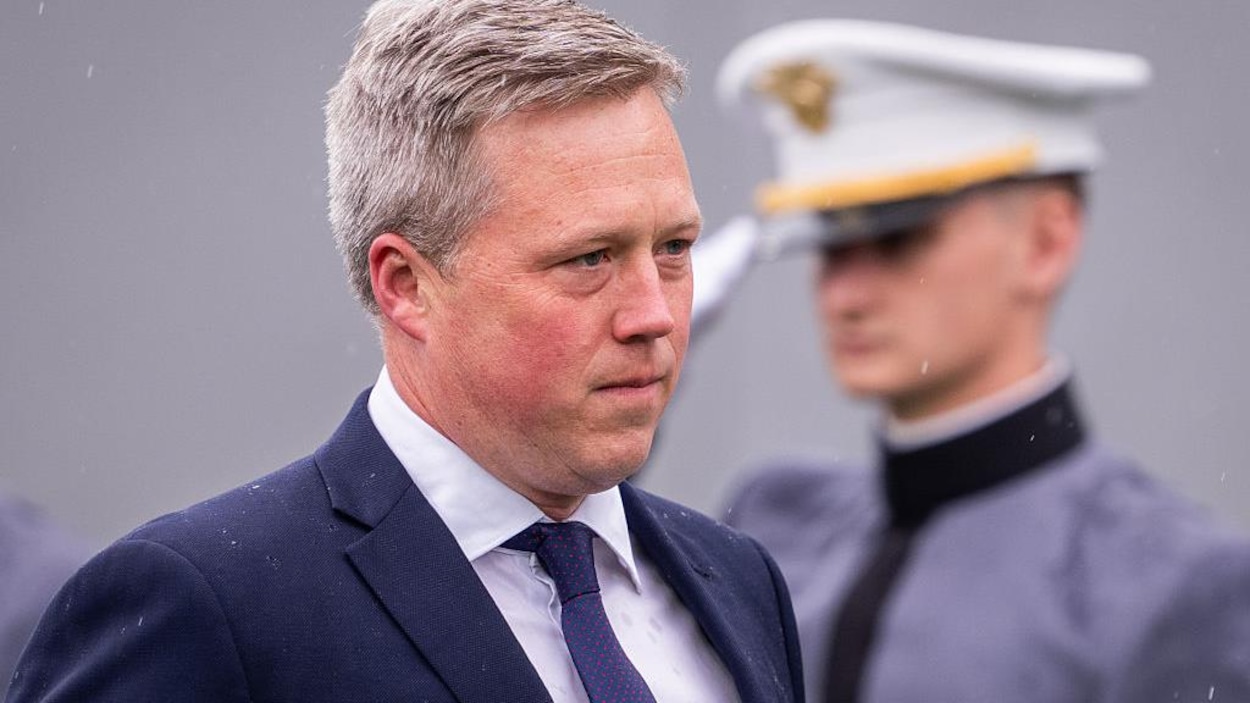 Le secrétaire américain à l’Armée de terre, Dan Driscoll, démissionne