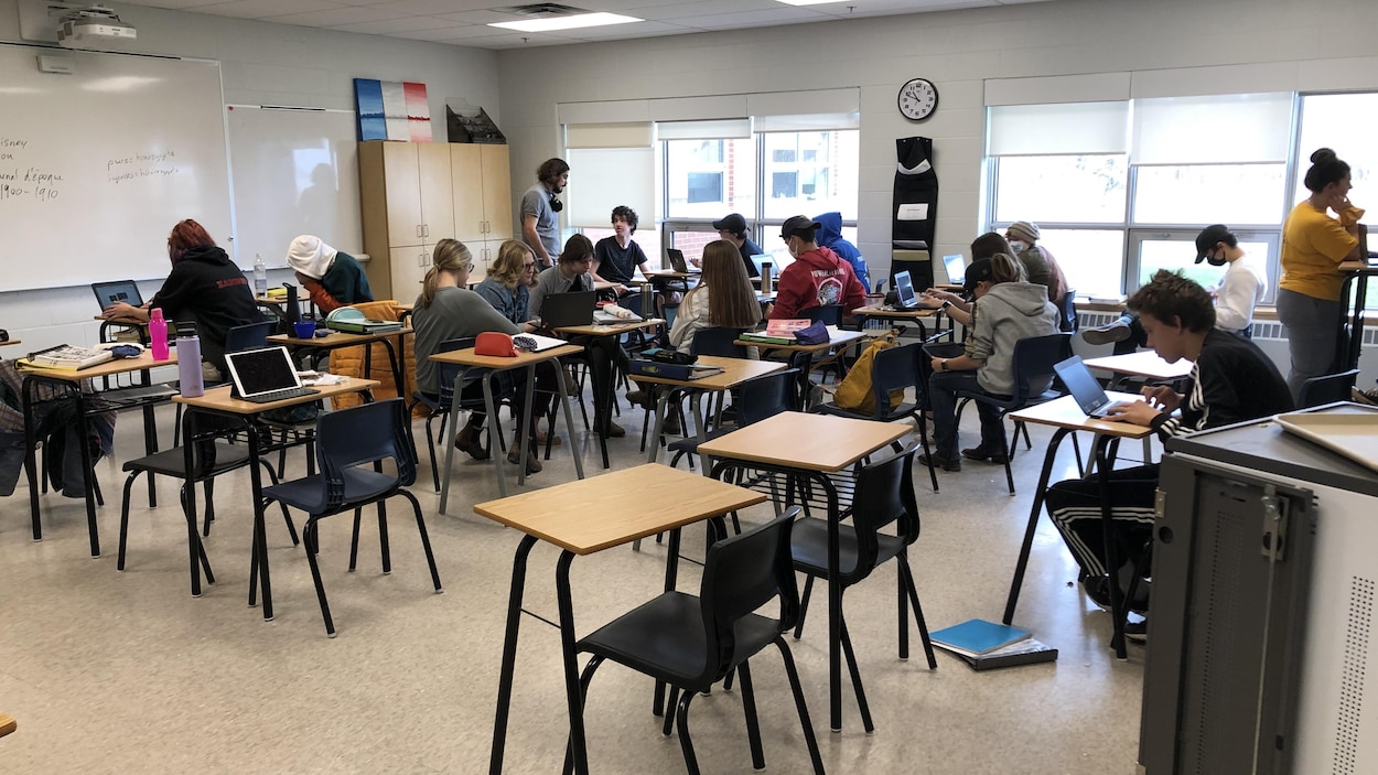 Nouvelle politique contre l’inconduite sexuelle dans les écoles françaises