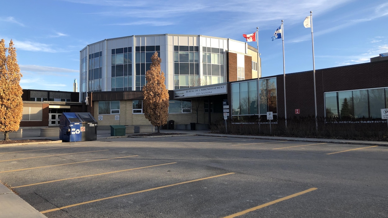 Un incident force la fermeture d’un pavillon de l’école secondaire Mitchell-Montcalm