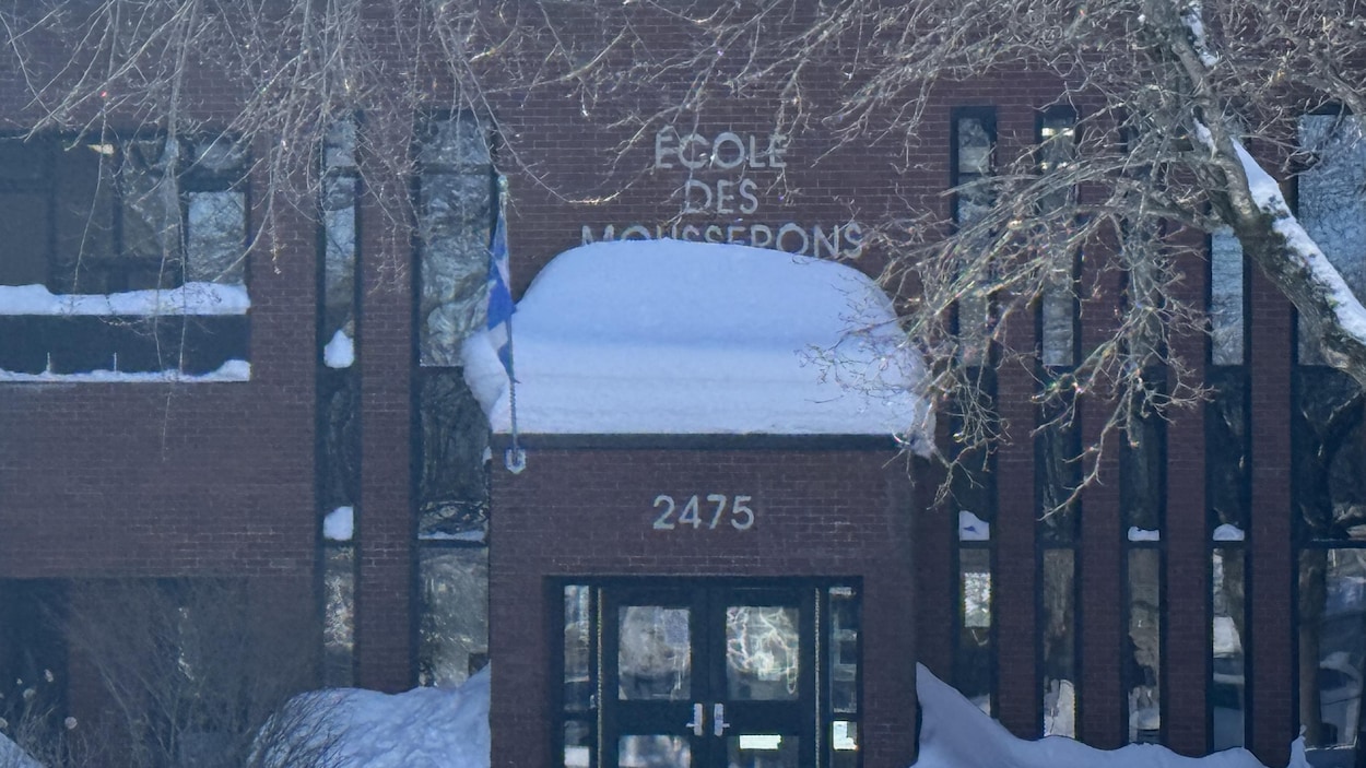 Une école lévisienne ferme temporairement 4 classes spécialisées par manque de personnel