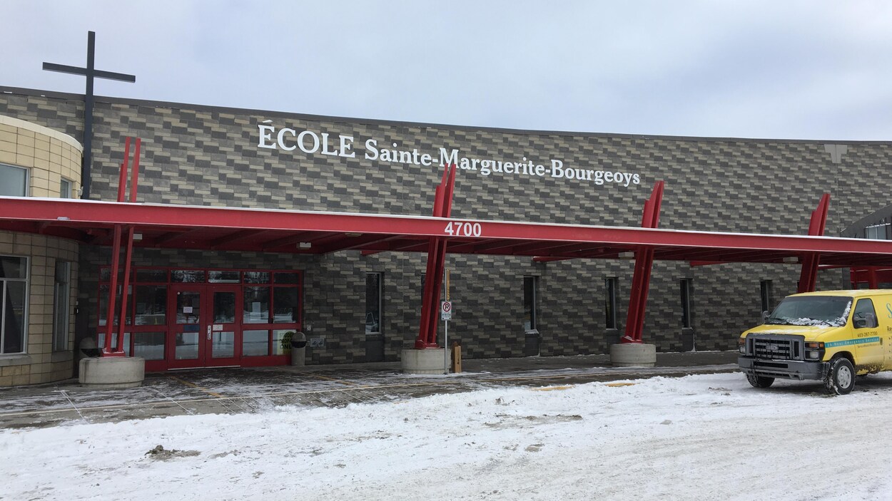 Retour En Classe Mardi à L’École Sainte-marguerite-bourgeoys 