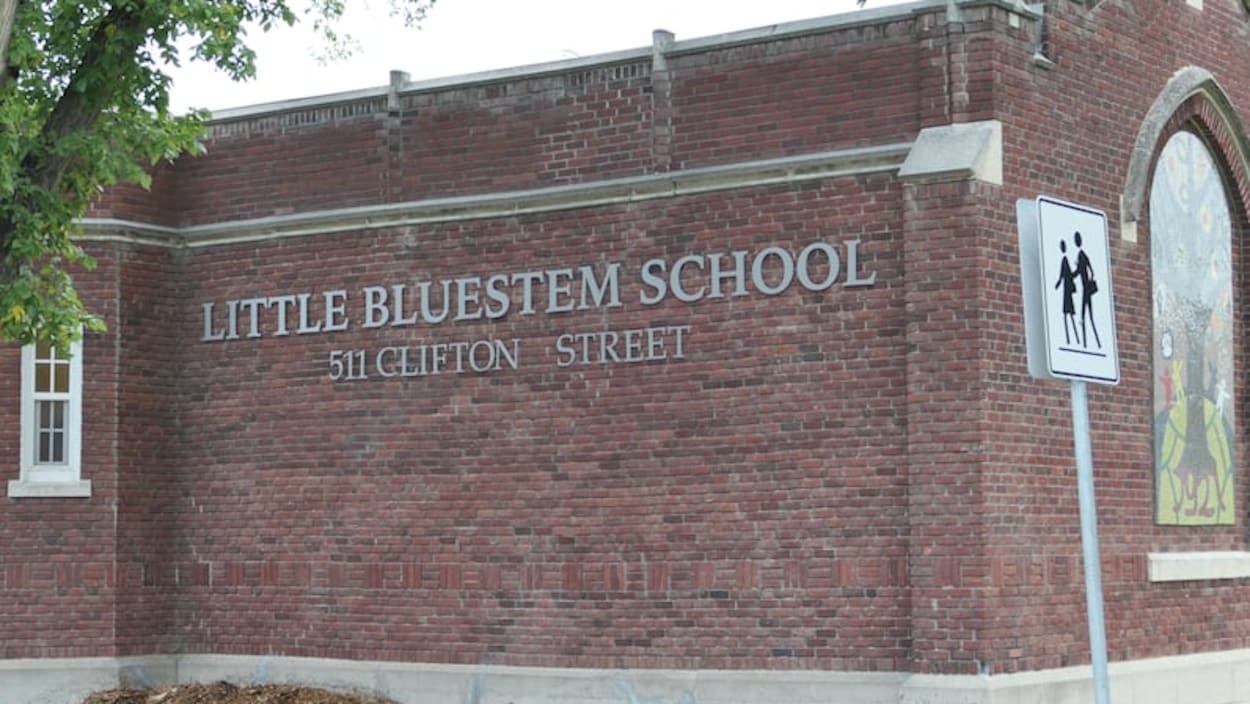 De Wolseley à Little Bluestem : une école tourne la page sur son passé colonial