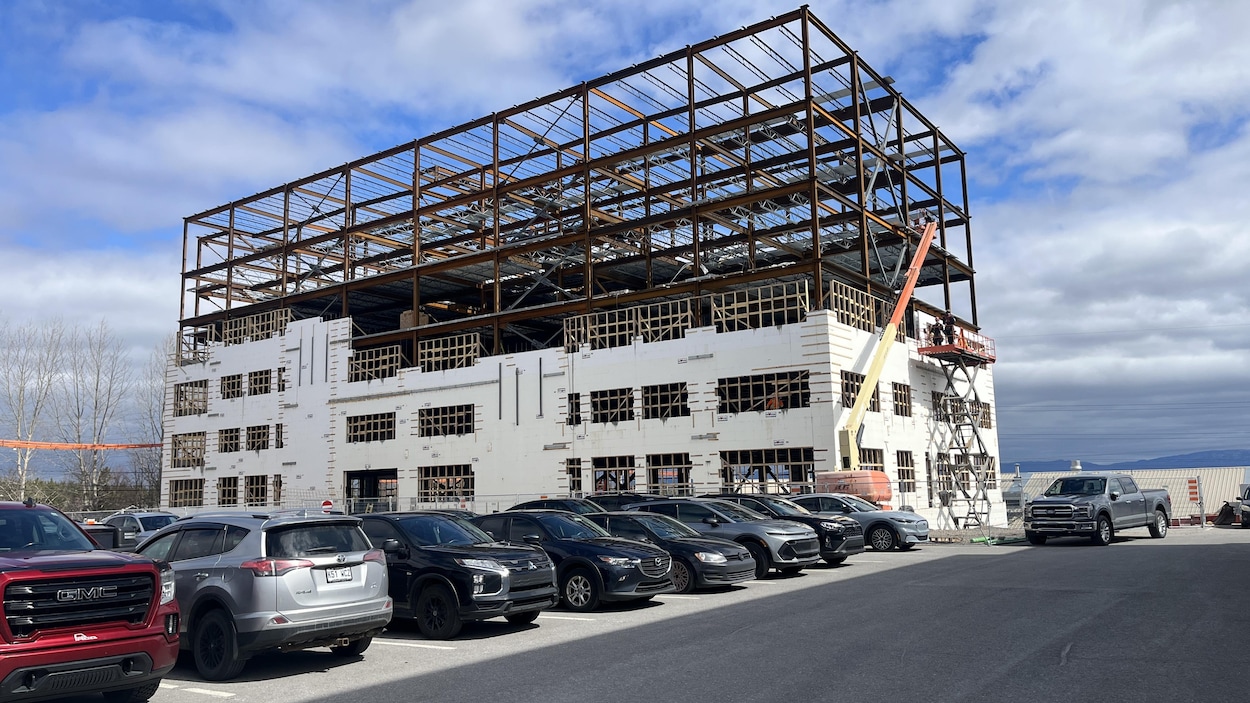 Un immeuble commercial de 20 à 25 M$ en construction à Chicoutimi