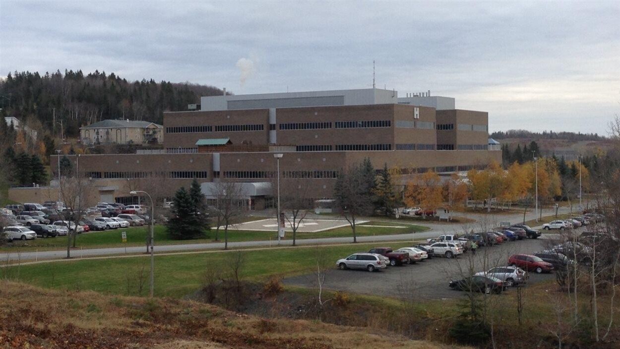 Investissement pour une unité de soins mèreenfant à Edmundston ICI.RadioCanada.ca