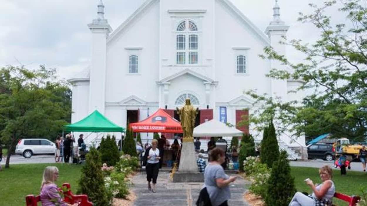 Le projet 1606 a transformé l'église en lieu de rassemblement culturel pour la collectivité.