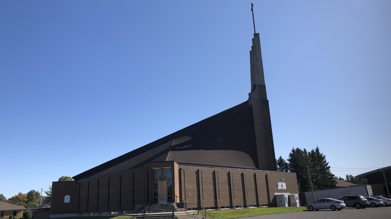 L'église Saint-Isidore.