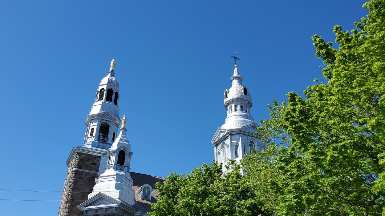 Les clochers de l'église de Trois-Pistoles.