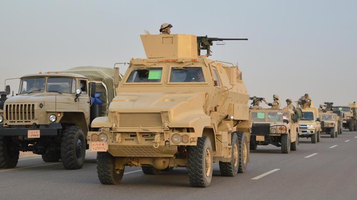 Les forces de sécurité mènent une vaste offensive dans le Sinaï depuis vendredi. Les forces de sécurité mènent une vaste offensive dans le Sinaï depuis vendredi.