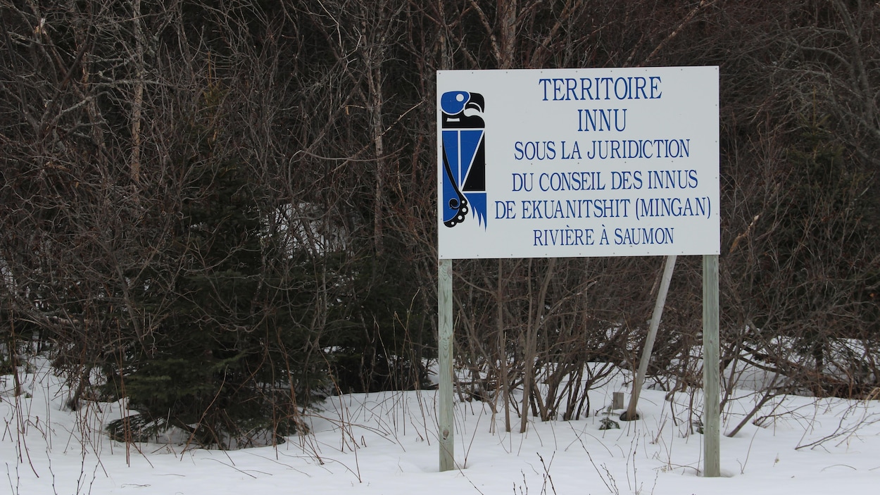 La SQ réduit ses patrouilles à Ekuanitshit après des tensions liées au caribou