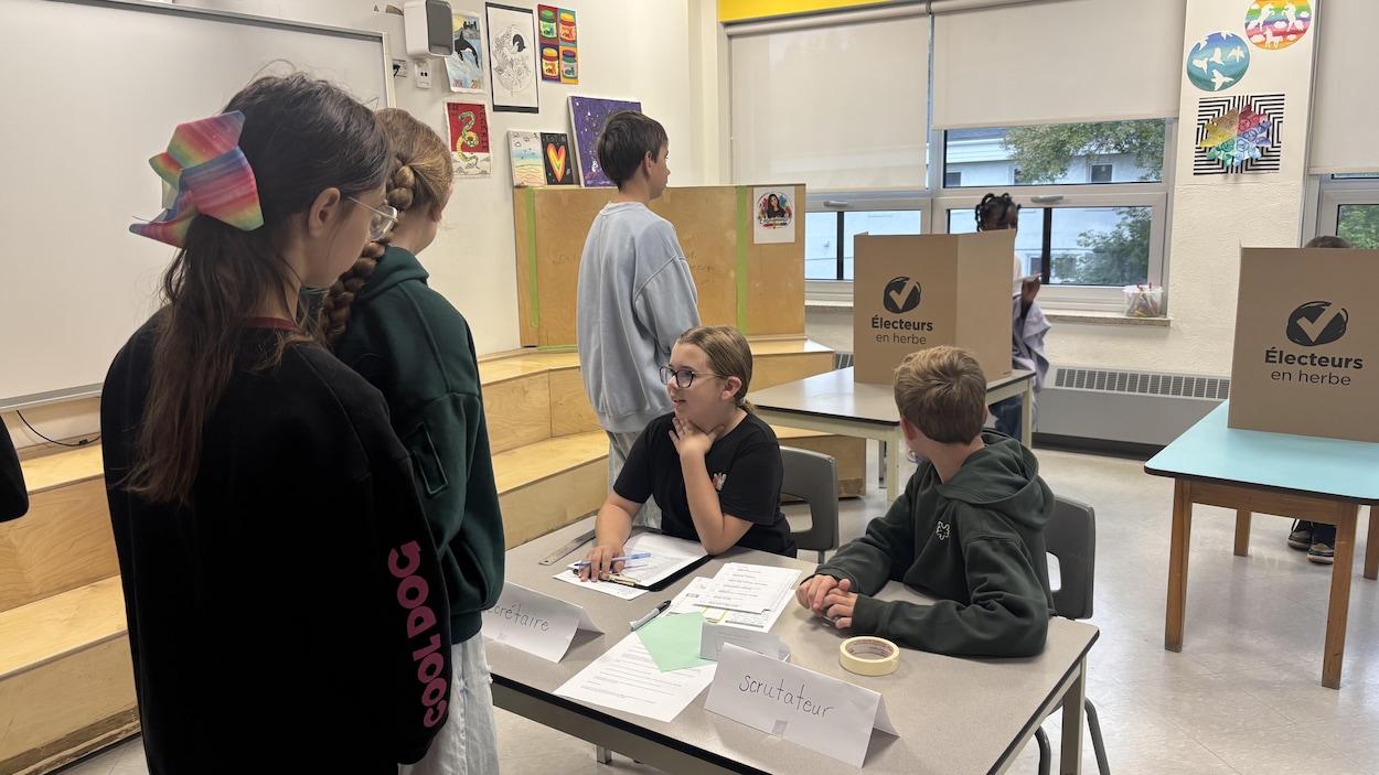 Les élections provinciales s’invitent dans une école primaire de Saguenay