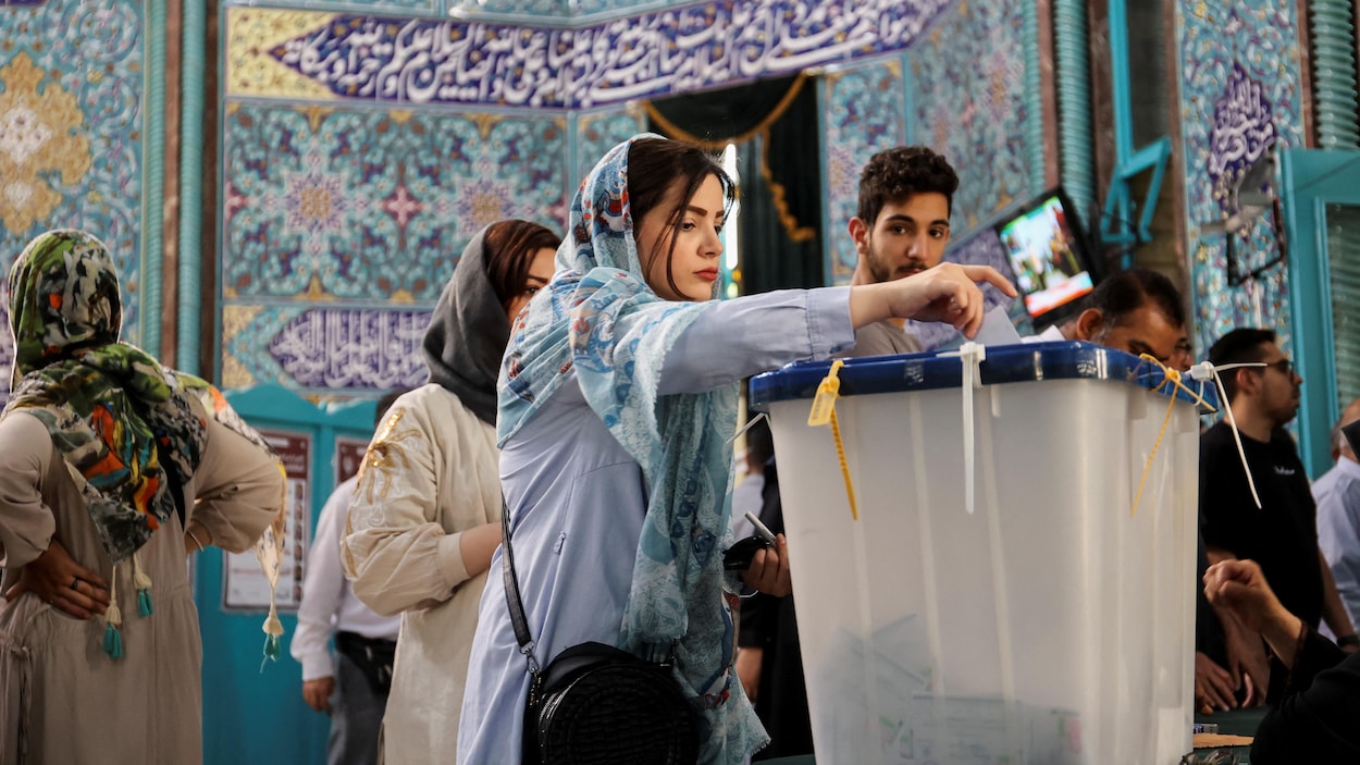 İran’ın kararsız cumhurbaşkanlığı seçimlerinde bir reformcu sürpriz yapmak istiyor