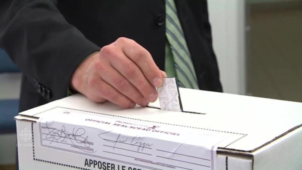 Les bulletins de vote référendaire sont expédiés
