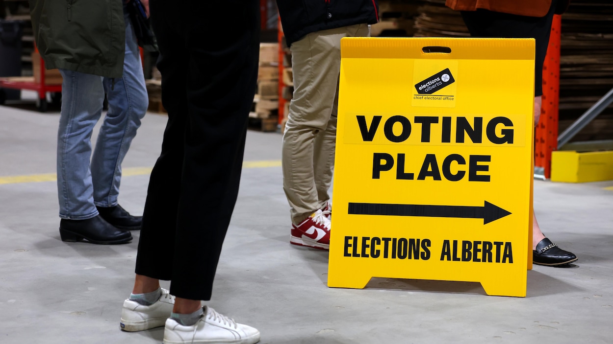 Élections Alberta n’a pas pu publier les résultats dans le délai imparti