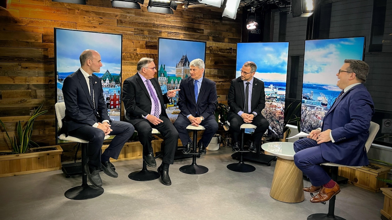 Comment les principaux partis fédéraux feraient-ils face à Donald Trump?