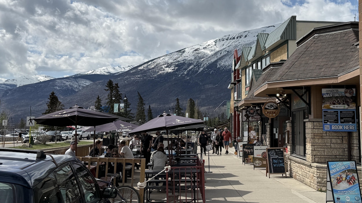 À Jasper, l’emploi chez les jeunes défie les tendances nationales