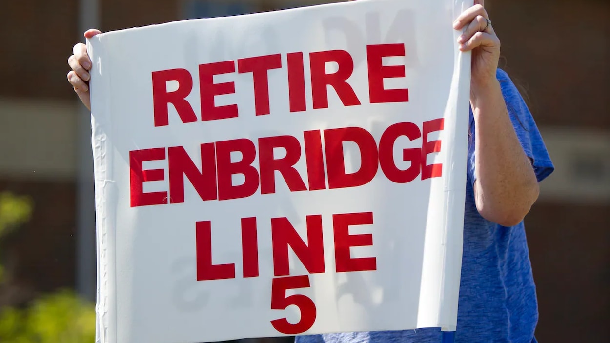 Grands Lacs : Enbridge peut continuer d’utiliser un pipeline vieillissant et contesté