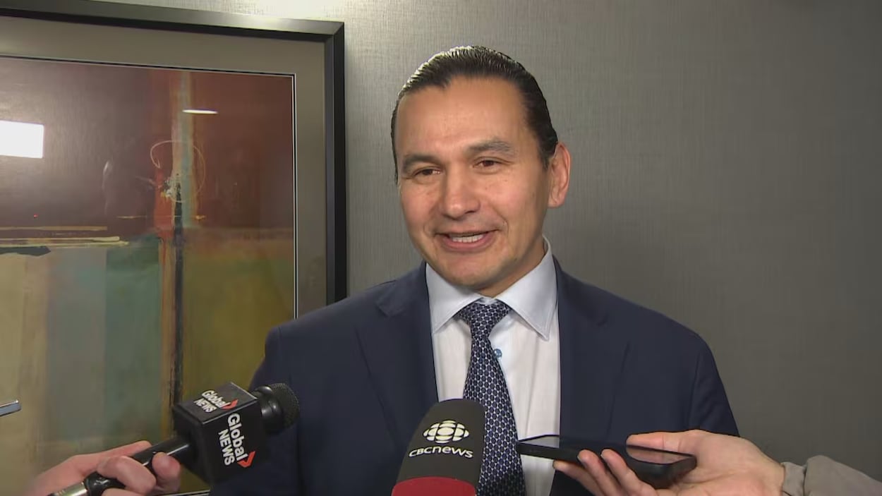 Wab Kinew dénonce le comportement des joueurs de hockey américain après leur victoire