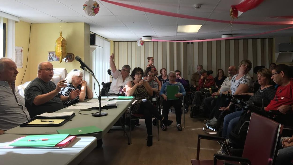La rencontre pour décider de l'avenir de la résidence l'Entre-Deux a été particulièrement tendue.