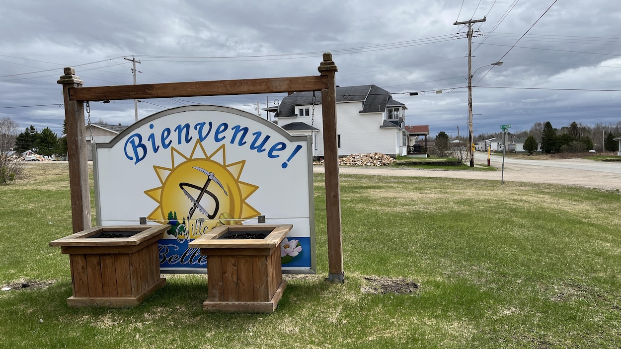 Belleterre tient un dîner et une vente-débarras pour financer les travaux de son église