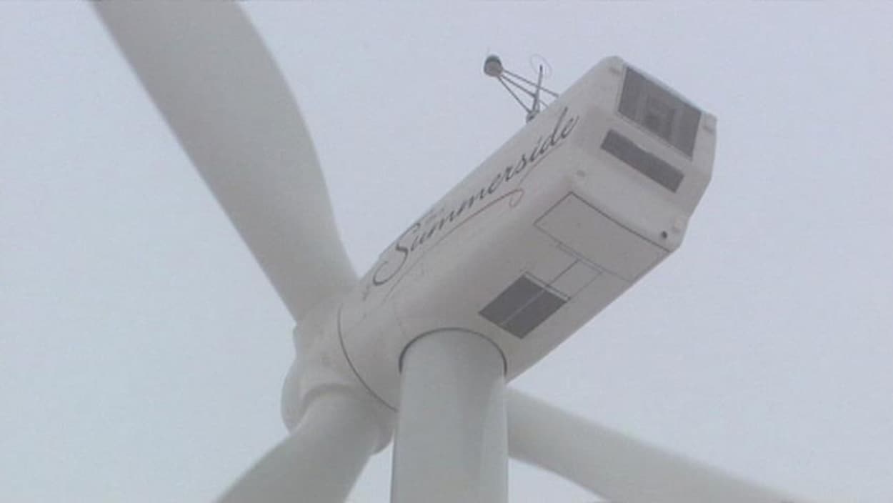 Une éolienne à Summerside. Une éolienne à Summerside.