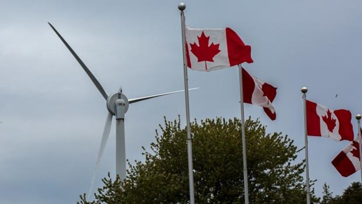 Le symbole de l'énergie durable sera hors service durant au moins un mois. Le symbole de l'énergie durable sera hors service durant au moins un mois.