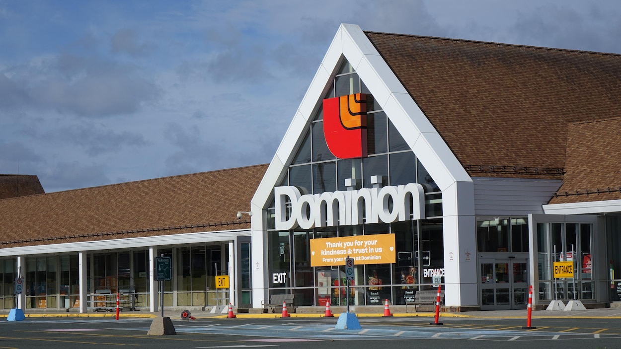 Les travailleurs de Dominion « déçus » de laccord avec Loblaws, selon  Unifor | Radio-Canada