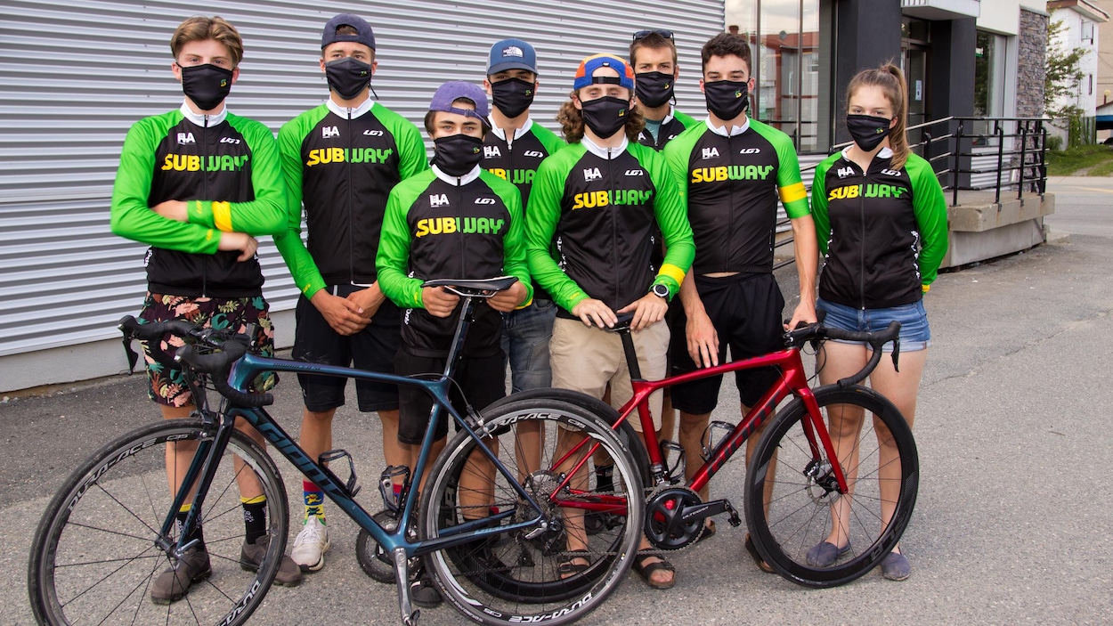 Nouveau partenariat pour l equipe junior de velo Abitibi Radio Canada