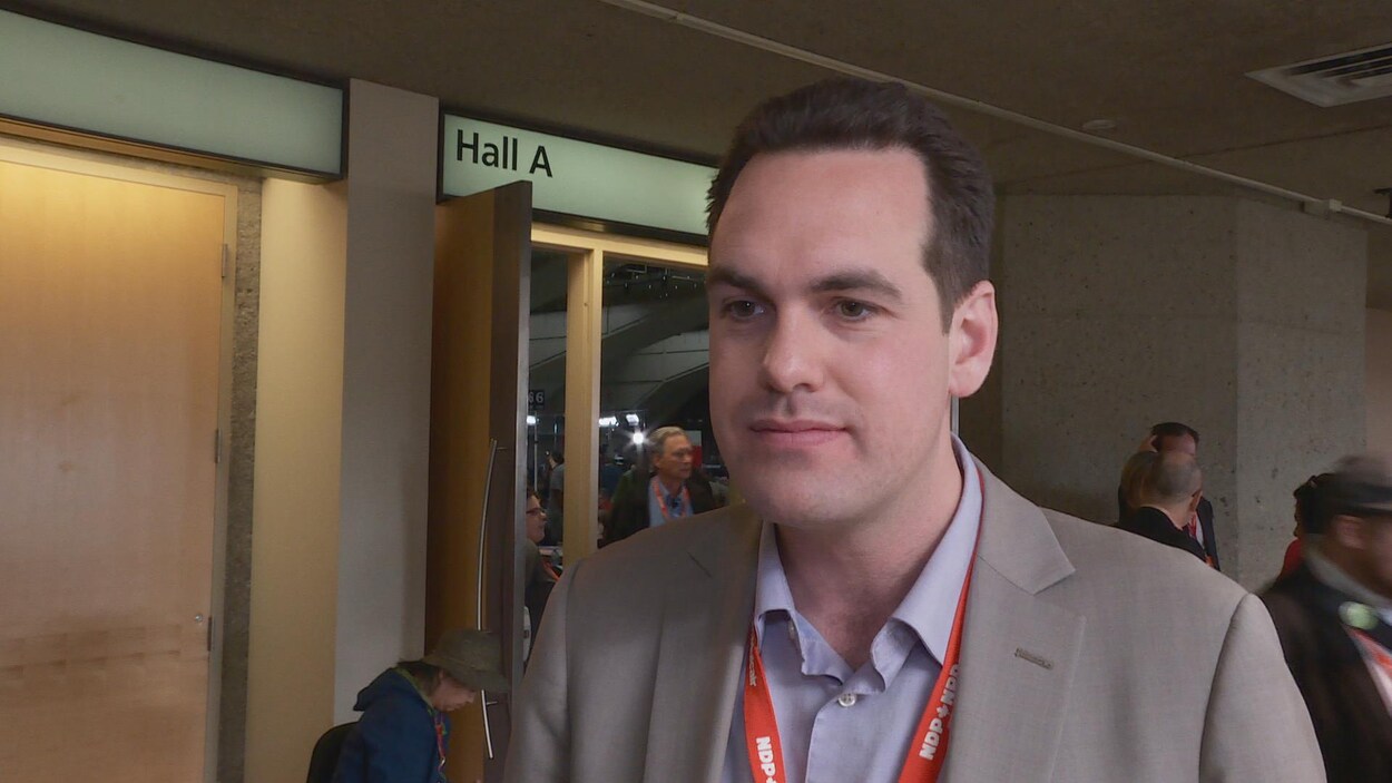 Le député fédéral néo-démocrate Erin Weir