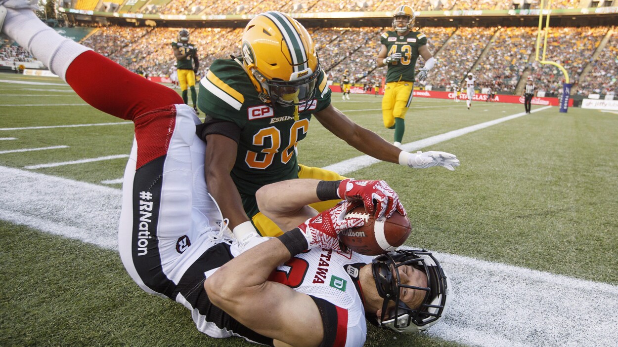 Les Eskimos l'ont emporté 23-21 face au Rouge et Noir d'Ottawa vendredi soir à Edmonton. Les Eskimos l'ont emporté 23-21 face au Rouge et Noir d'Ottawa vendredi soir à Edmonton.