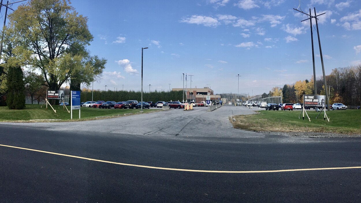Façade de l'établissement de détention de Trois-Rivières.