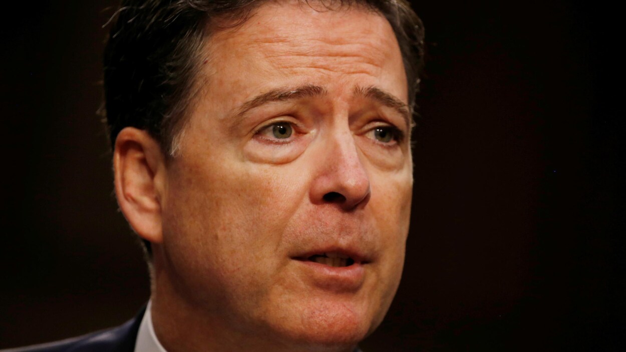 L'ex-directeur du FBI James Comey L'ex-directeur du FBI James Comey