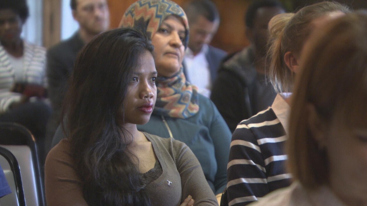 Étudiants internationaux assis