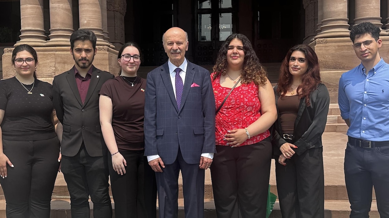 Droits de scolarité impayables : les étudiants iraniens d’Ontario appellent à l’aide