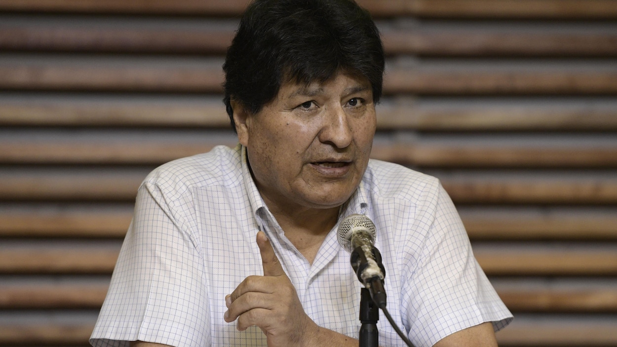 Evo Morales lors d'un point de presse vendredi à Buenos Aires