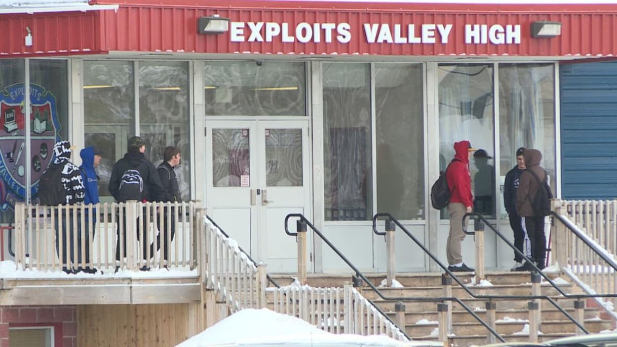 Des Examens De Mi-semestre Volés Dans Une école De Grand Falls-Windsor ...