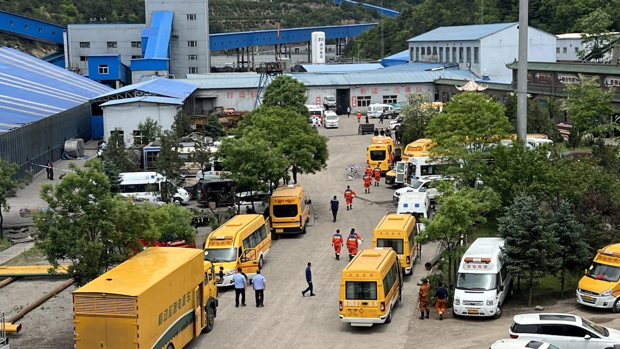 Chine : une explosion dans une mine de charbon fait au moins 82 morts