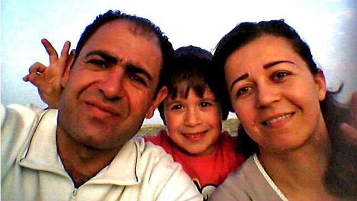Hussam Ateia, sa conjointe, Meshlen Nassar, et leur fils, Wade Ateia.