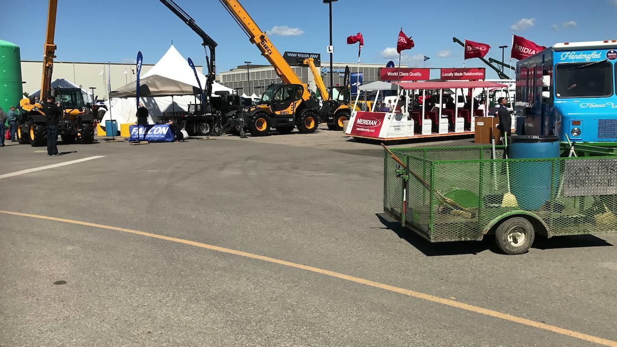 Le Farm Progress Show bat son plein à Regina RadioCanada.ca