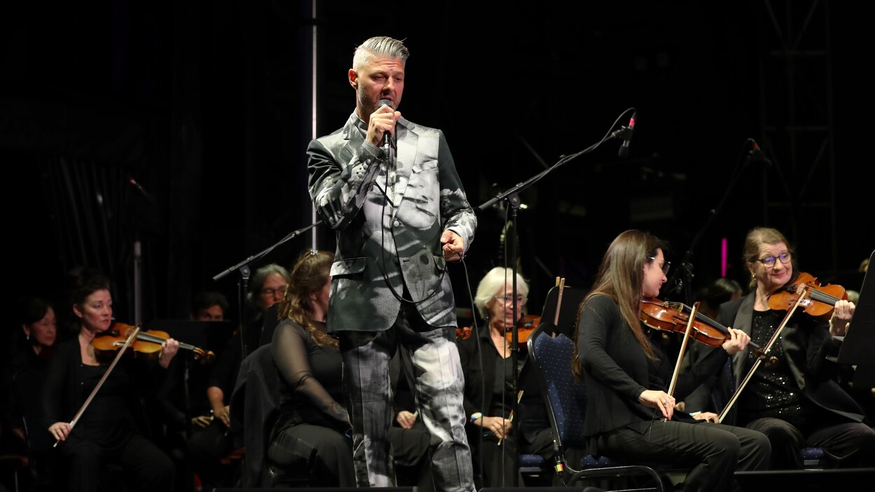 Plaisir décuplé avec Pierre Lapointe et l’OSQ