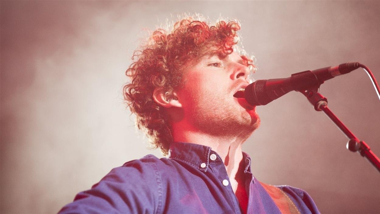 Le chanteur australien Vance Joy au Festival d'été de Québec. Le chanteur australien Vance Joy au Festival d'été de Québec.