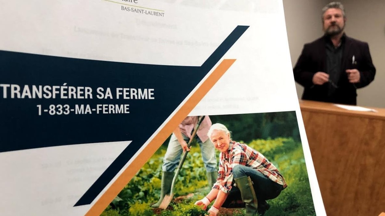 Le président de la Table de concertation bioalimentaire du Bas-Saint-Laurent Gilbert Marquis au lancement de l'outil « Transférer sa ferme ».