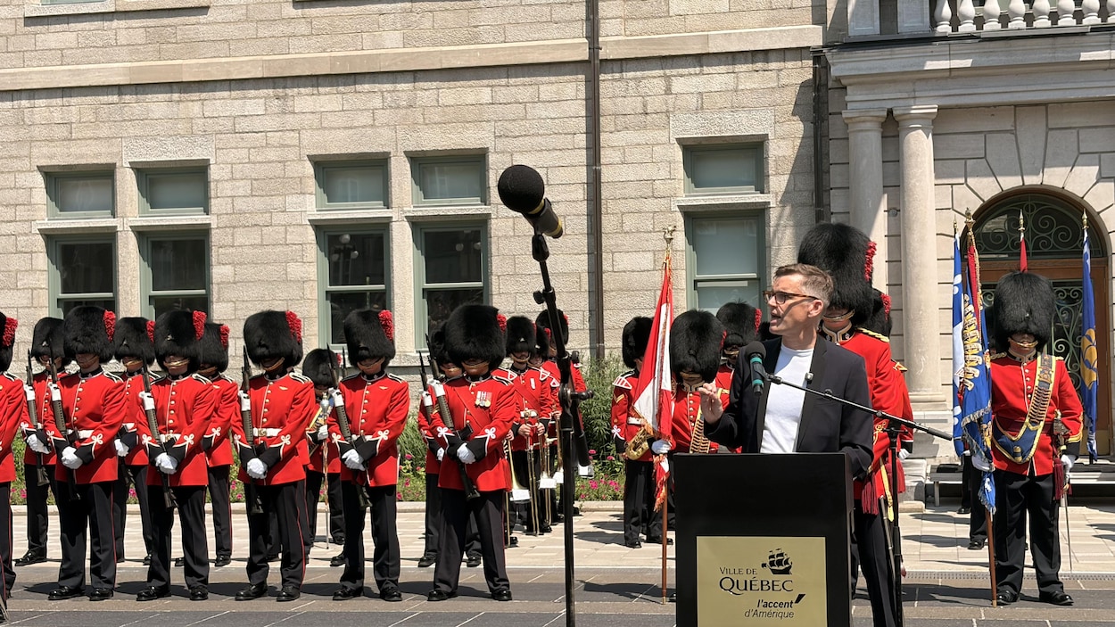 Québec fête son 418e en présence de la première ministre