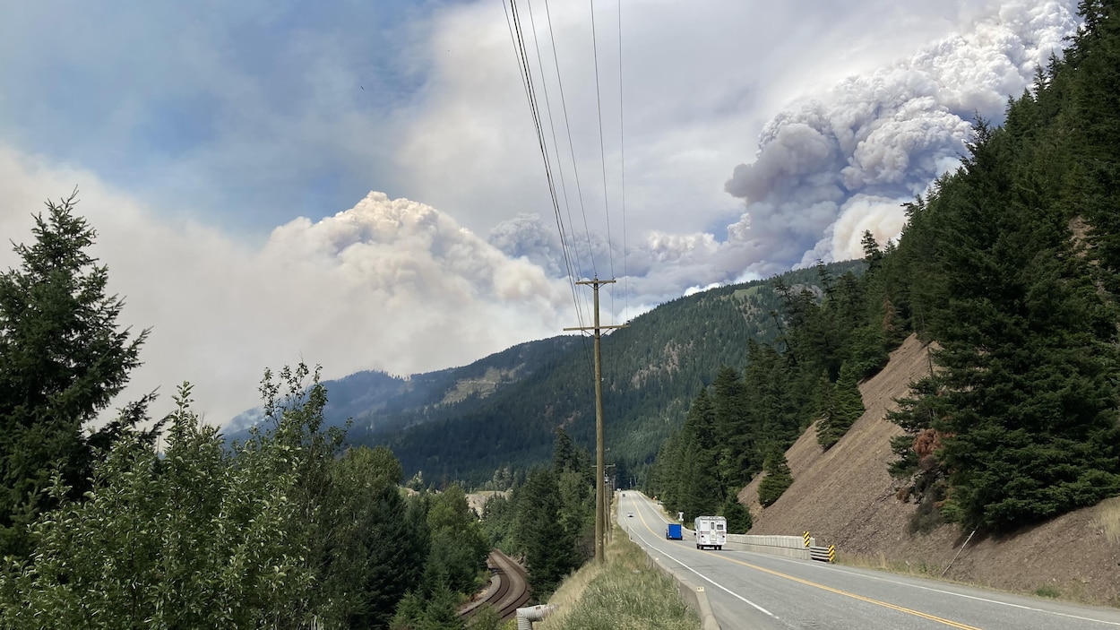 Feux dans le canyon du Fraser : réouverture de la Transcanadienne