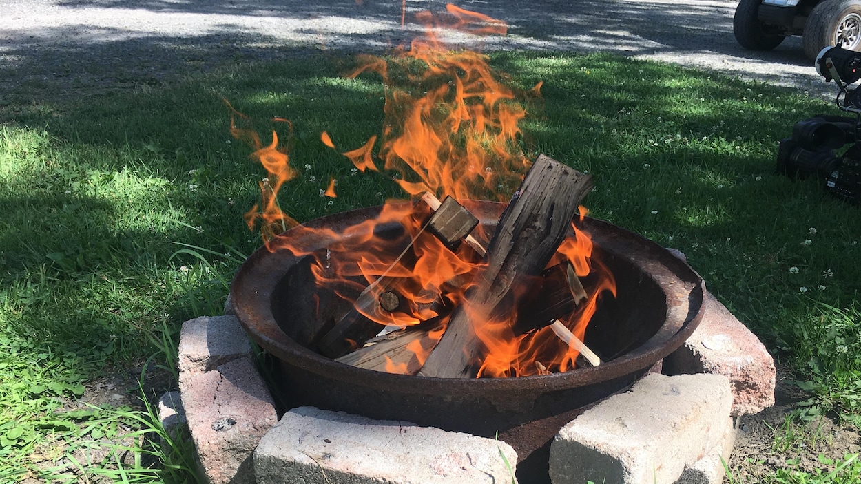 Un feu de camp