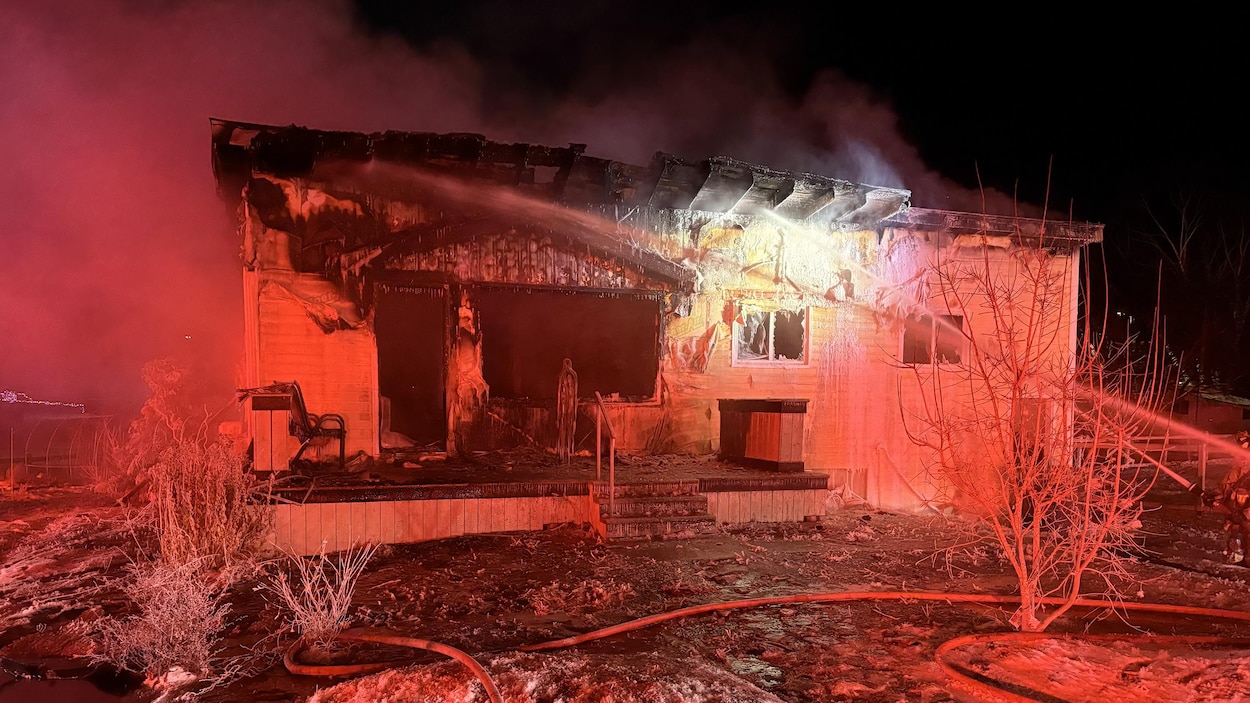 Un homme meurt dans l’incendie de sa maison à Bathurst dans la nuit de Noël