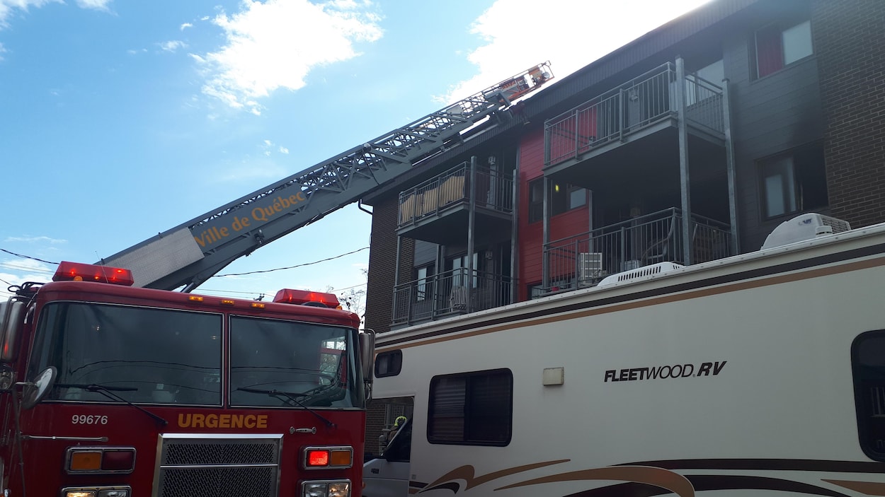 Au moins 40 pompiers sont intervenus, lundi après-midi.