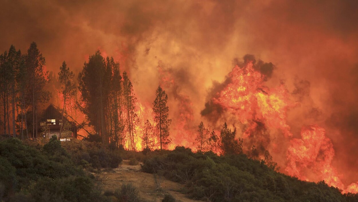 La Californie vit le pire incendie de son histoire La Californie vit le pire incendie de son histoire
