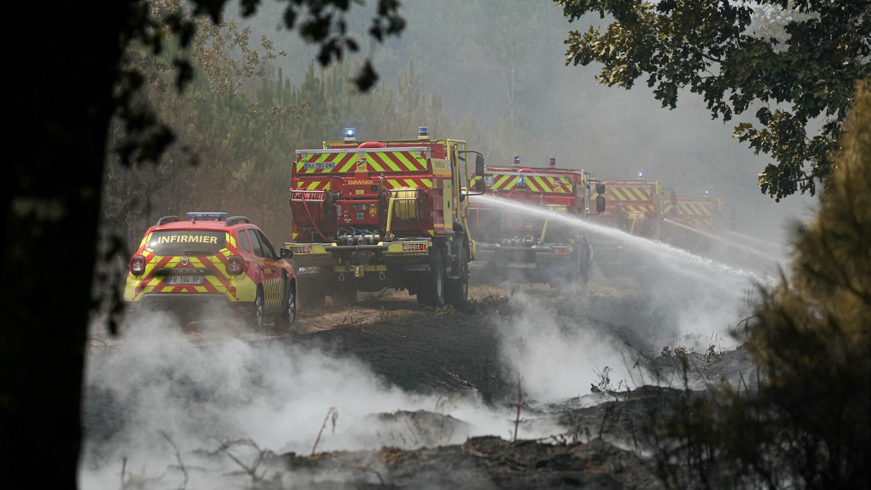 Les Français espèrent une météo plus clémente après des incendies ravageurs en Gironde