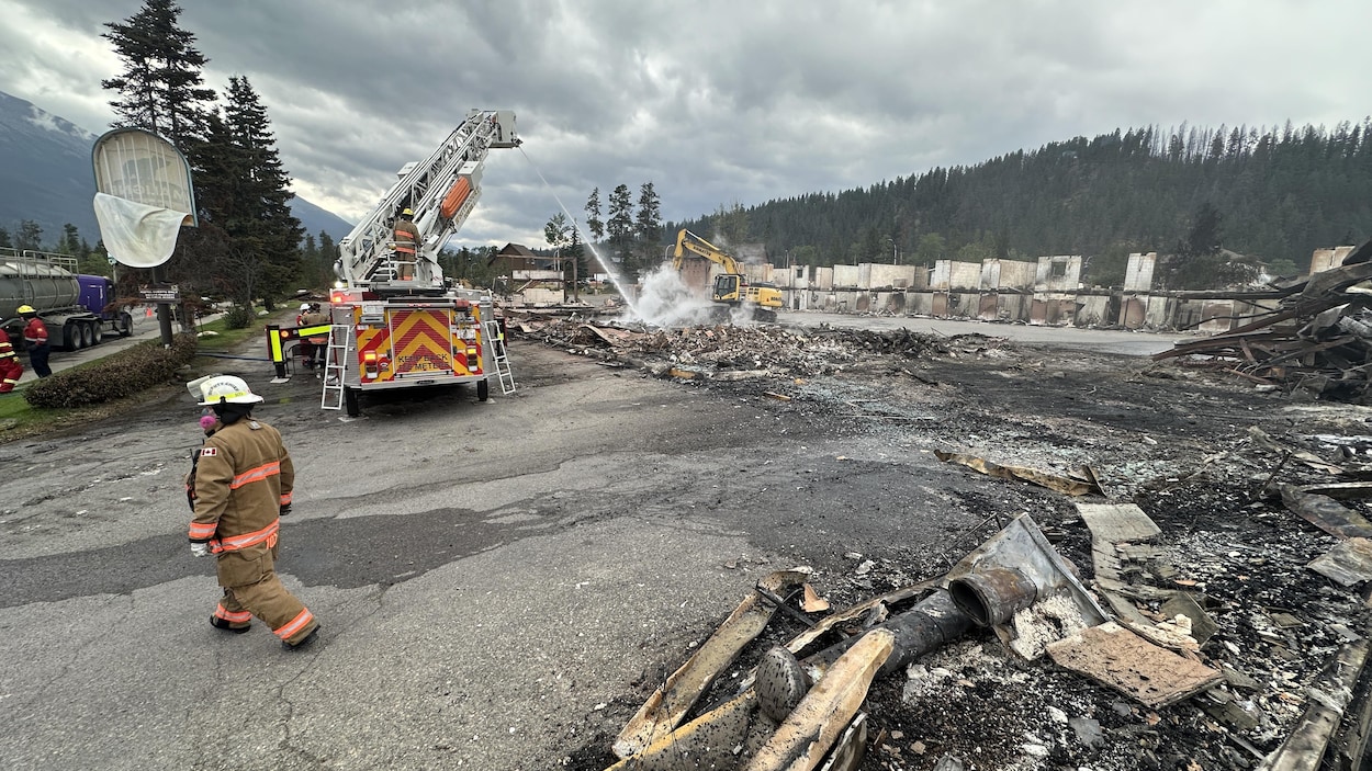 In Jasper, the first return to view gives an overview of the damage |  Live broadcasting